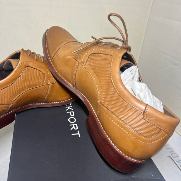 Rockport Men\'s Tan Leather Oxfords main image 12
